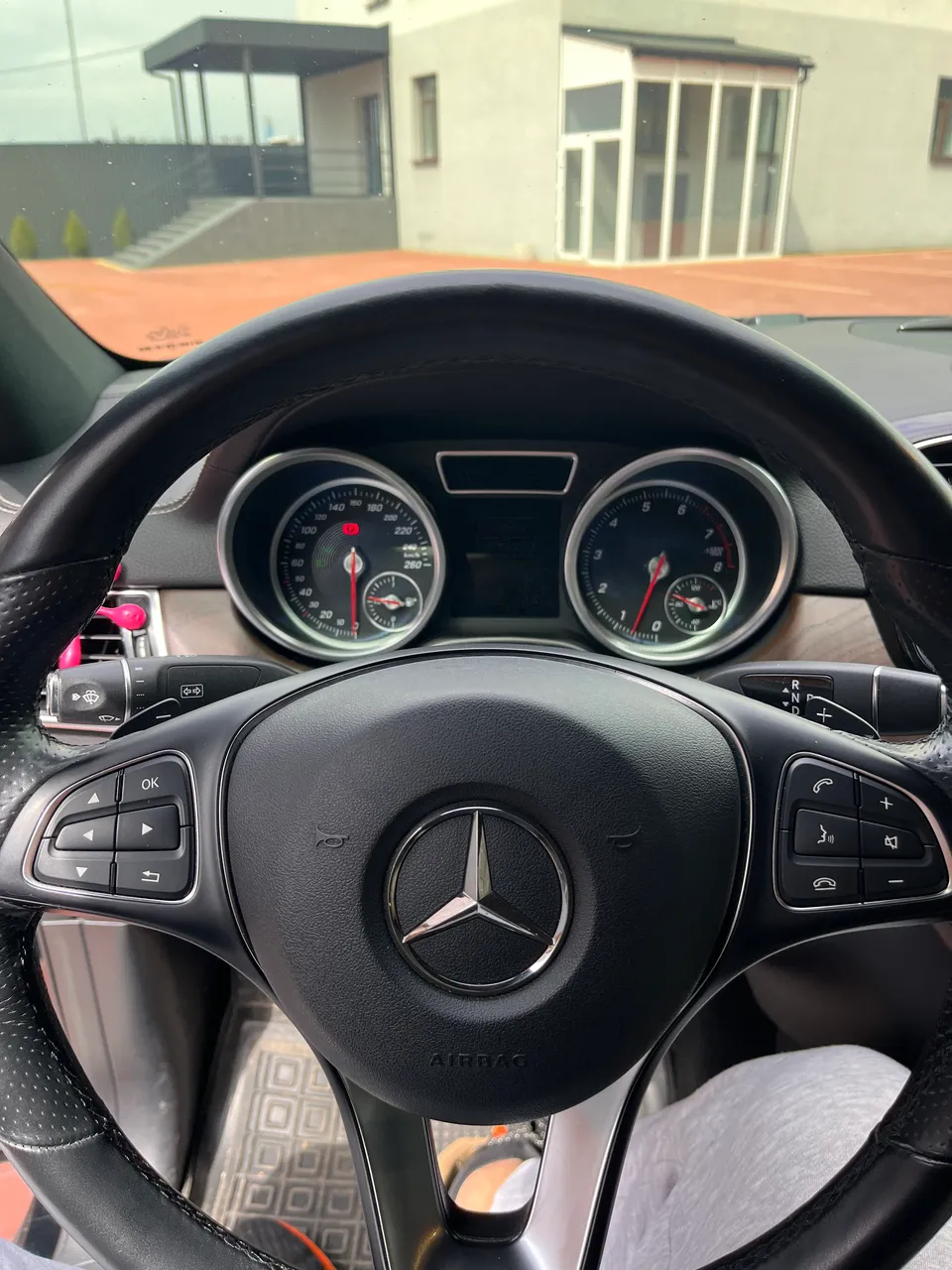 Mercedes-Benz GLE Coupe - фото 14