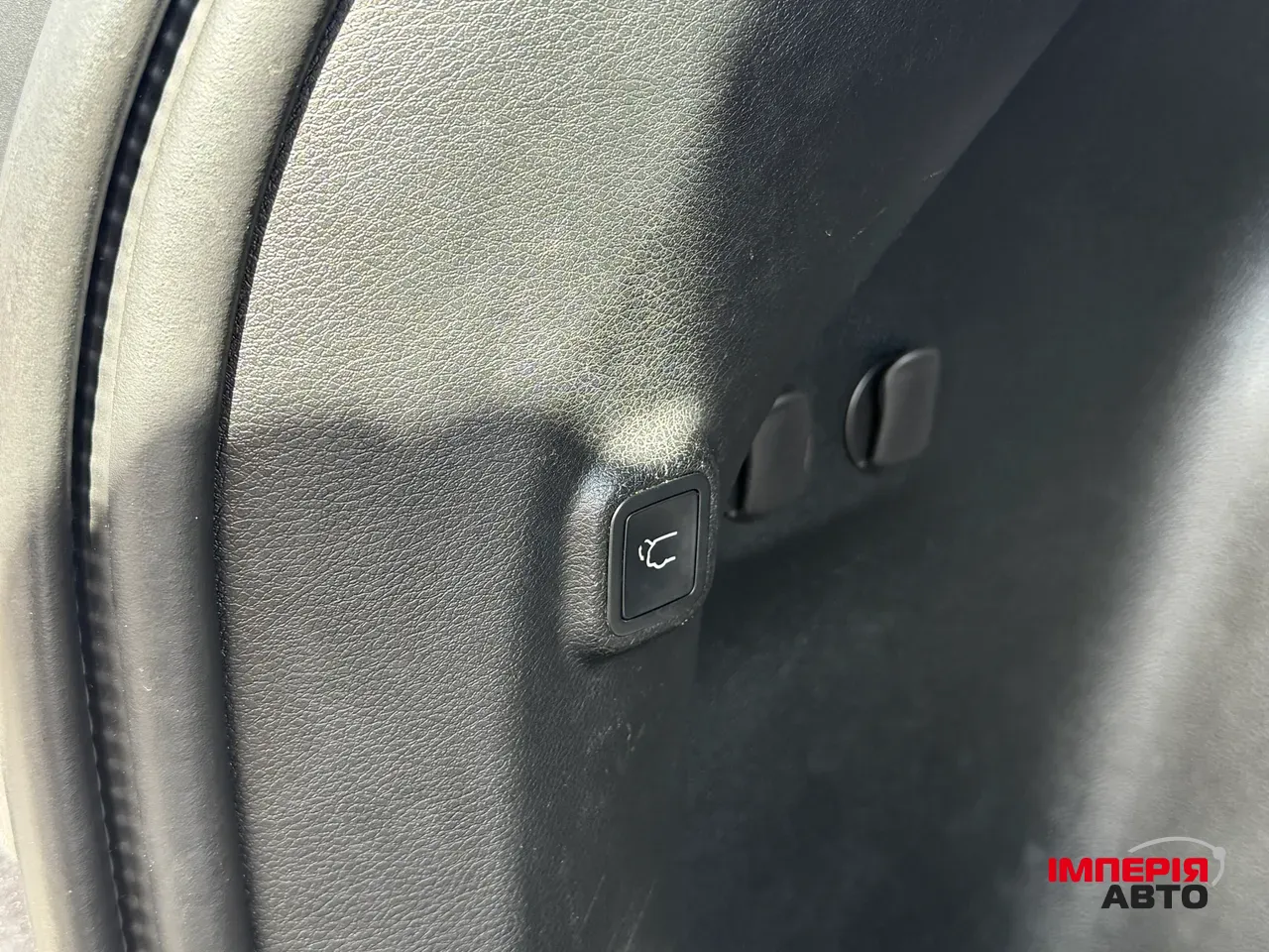 Jeep Cherokee - фото 21