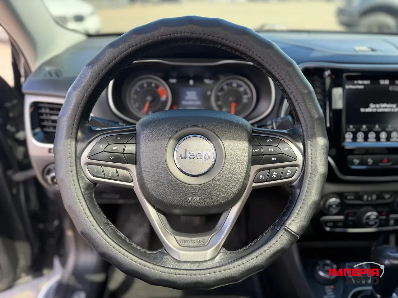 Jeep Cherokee - фото 10