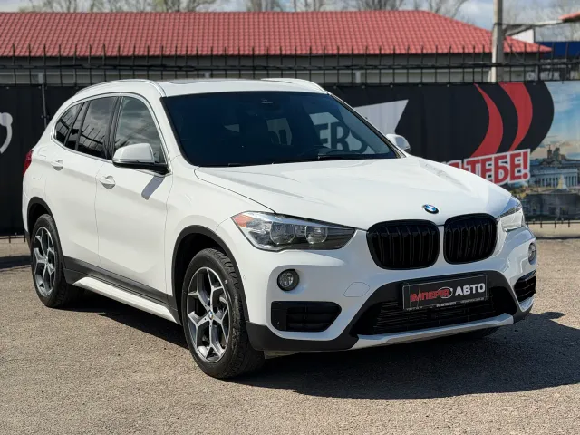 BMW X1 - фото 3