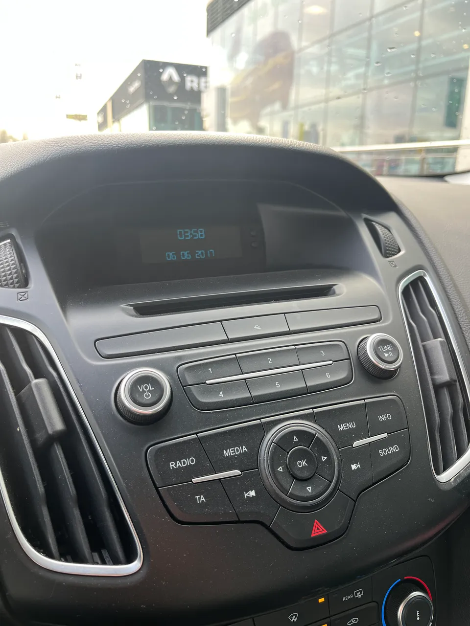 Ford Focus - фото 22