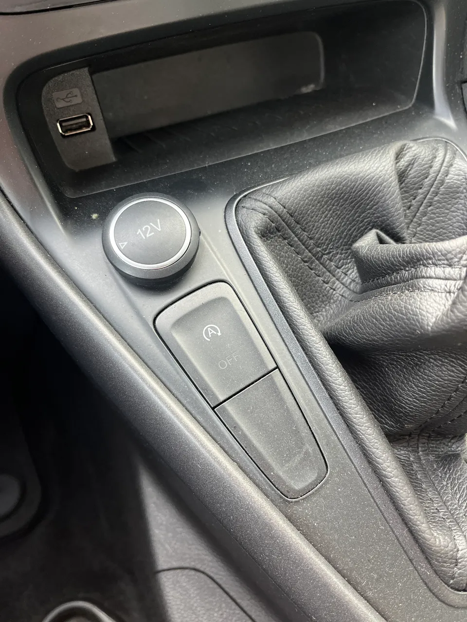 Ford Focus - фото 20