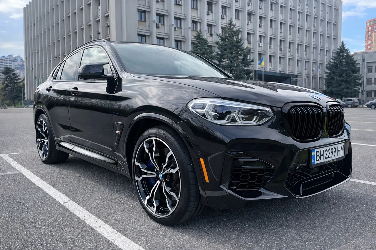 BMW X4 M - фото 6