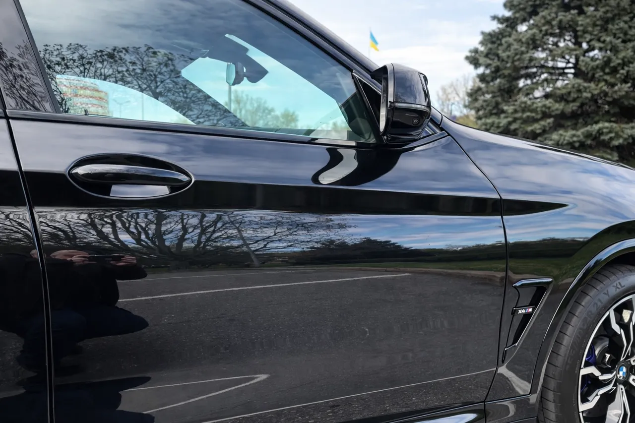 BMW X4 M - фото 7