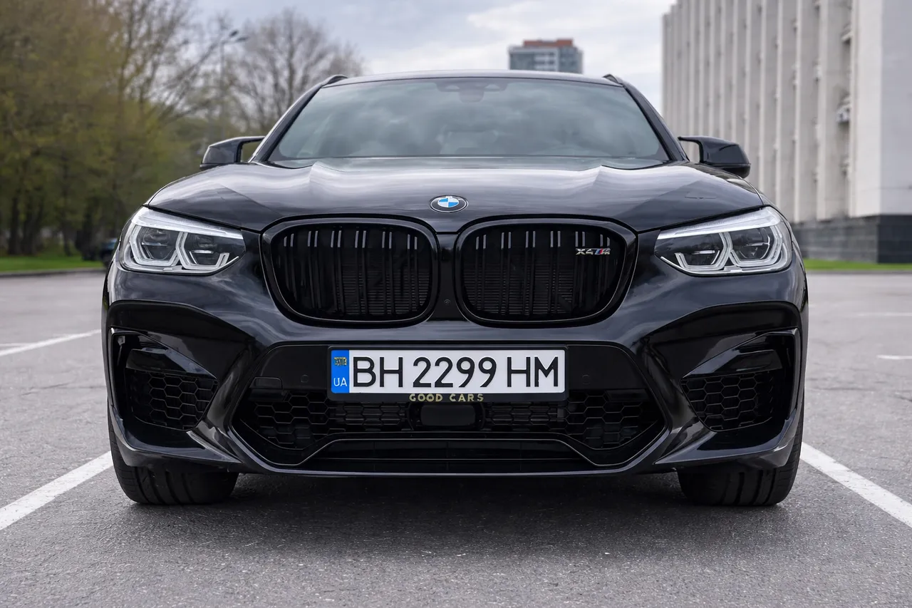 BMW X4 M - фото 1