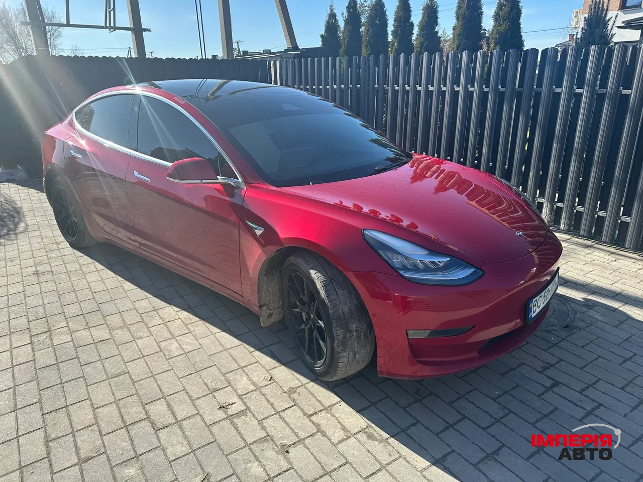 Tesla Model 3 - фото 7