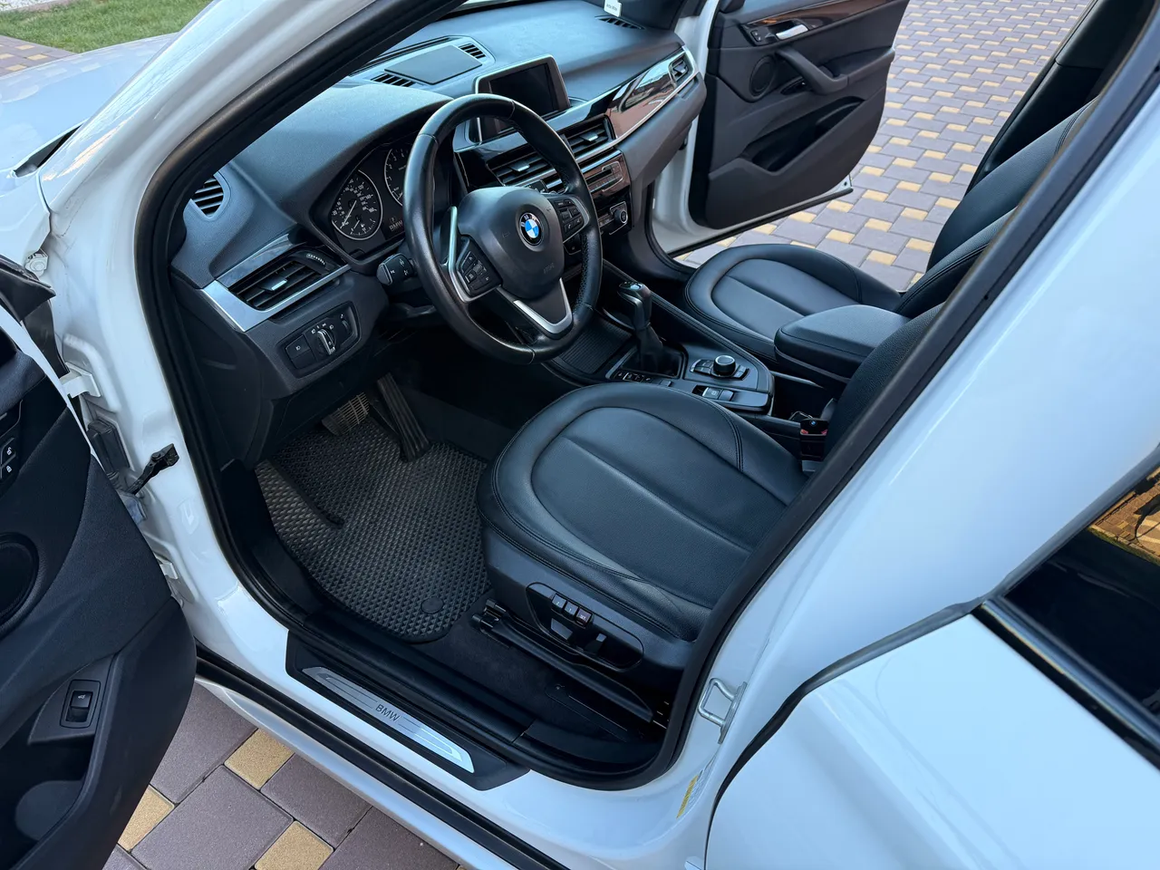 BMW X1 - фото 10