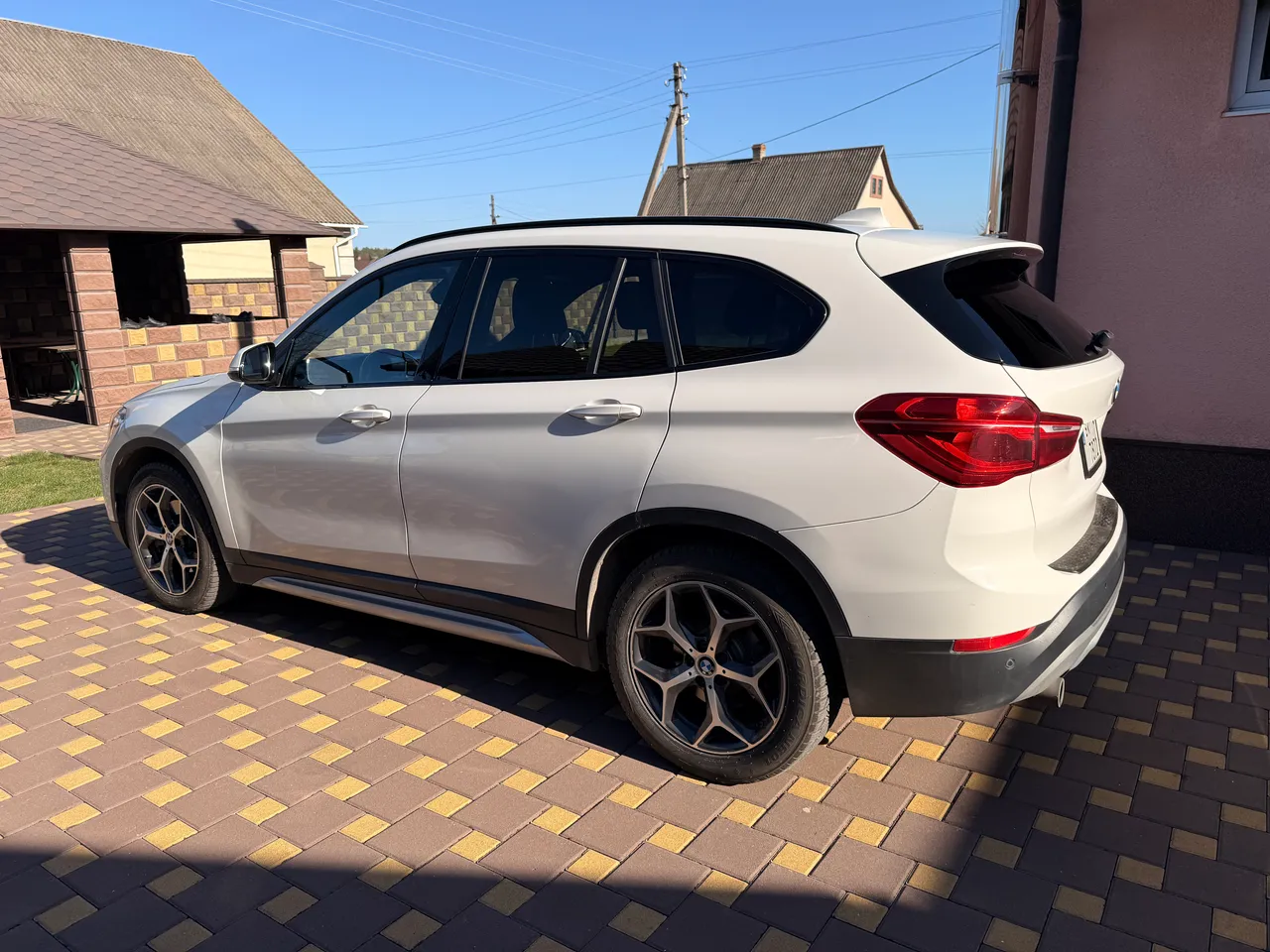 BMW X1 - фото 8