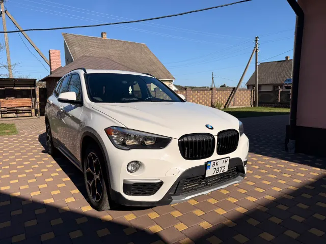 BMW X1 - фото 2
