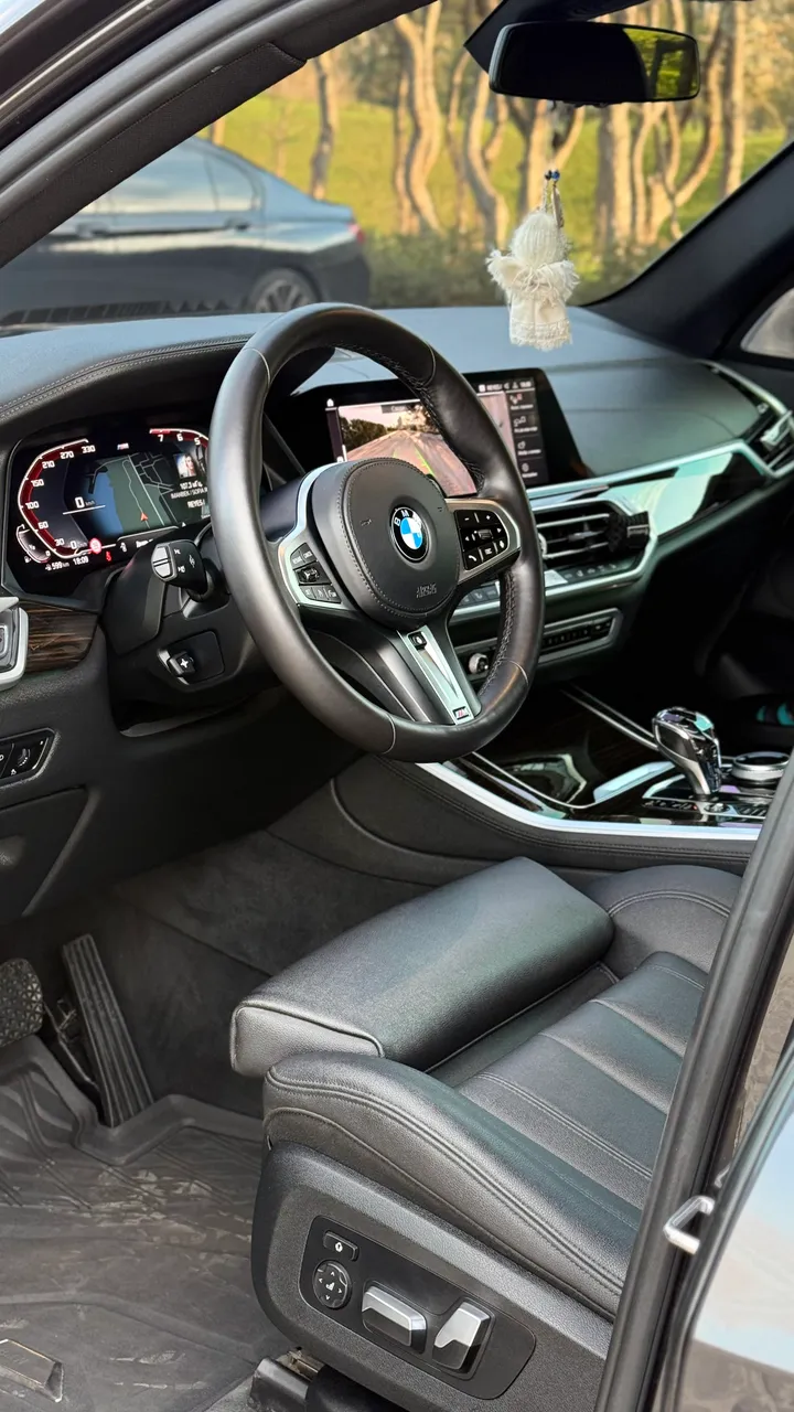 BMW X5 - фото 11