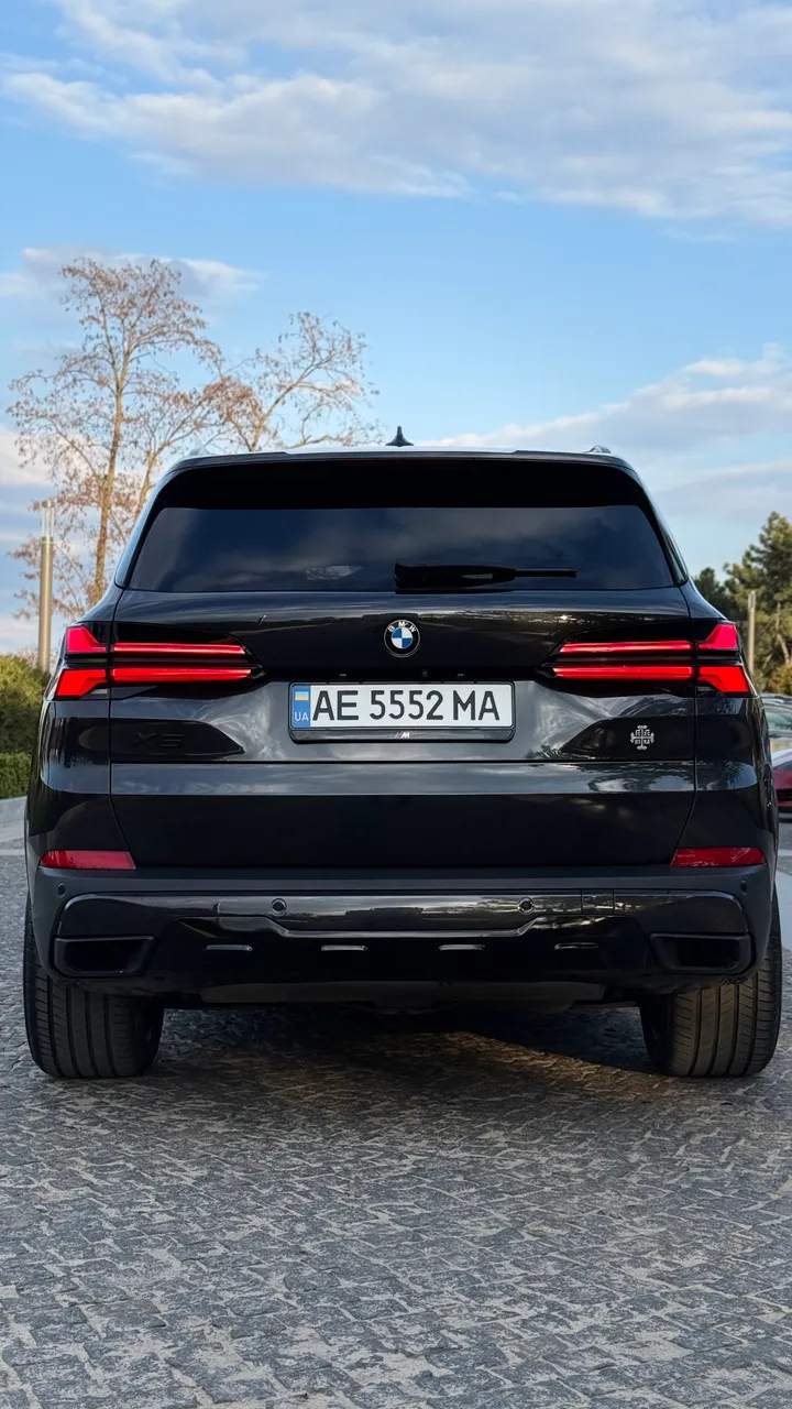 BMW X5 - фото 8