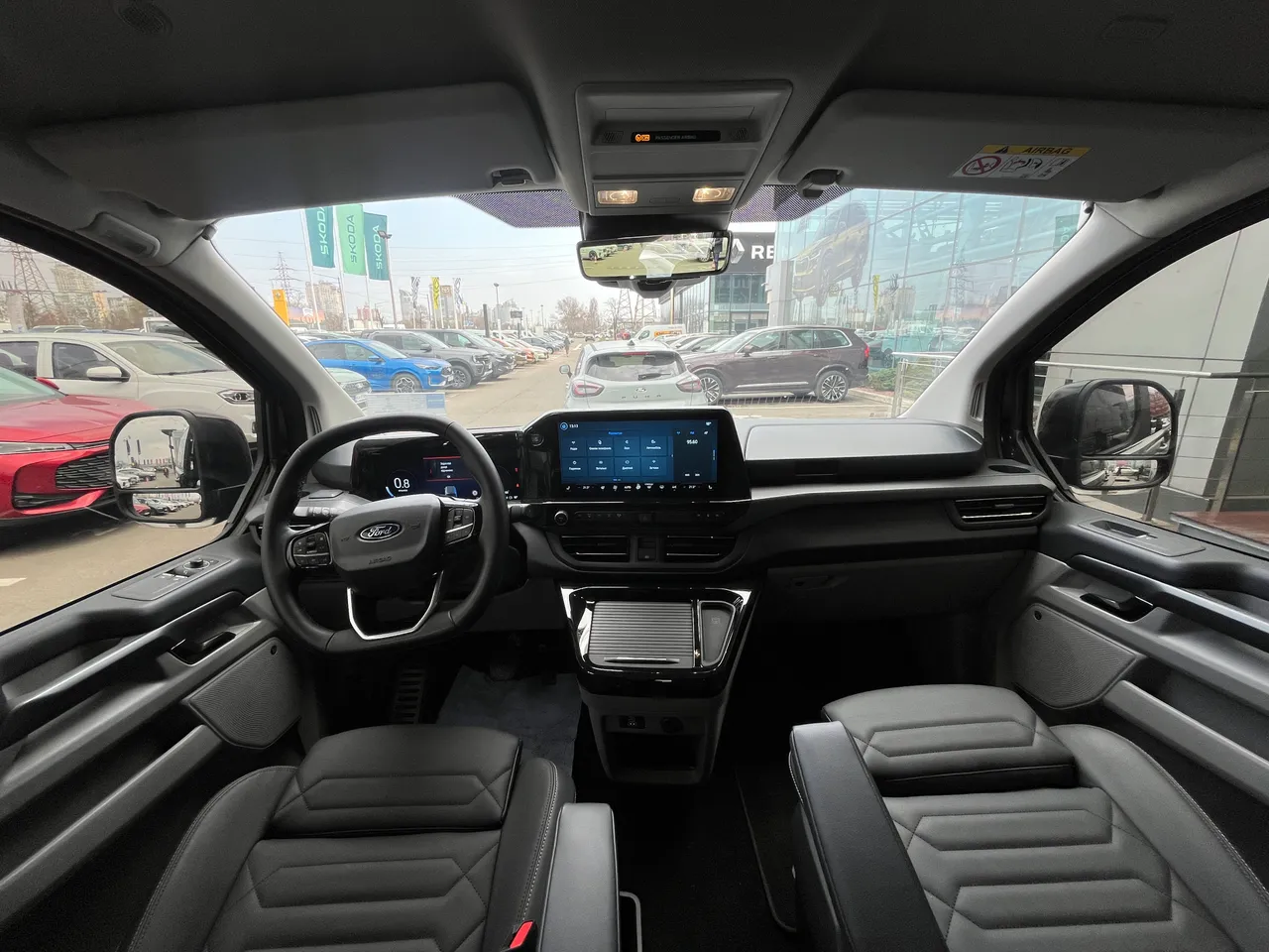 Ford Tourneo Custom - фото 31