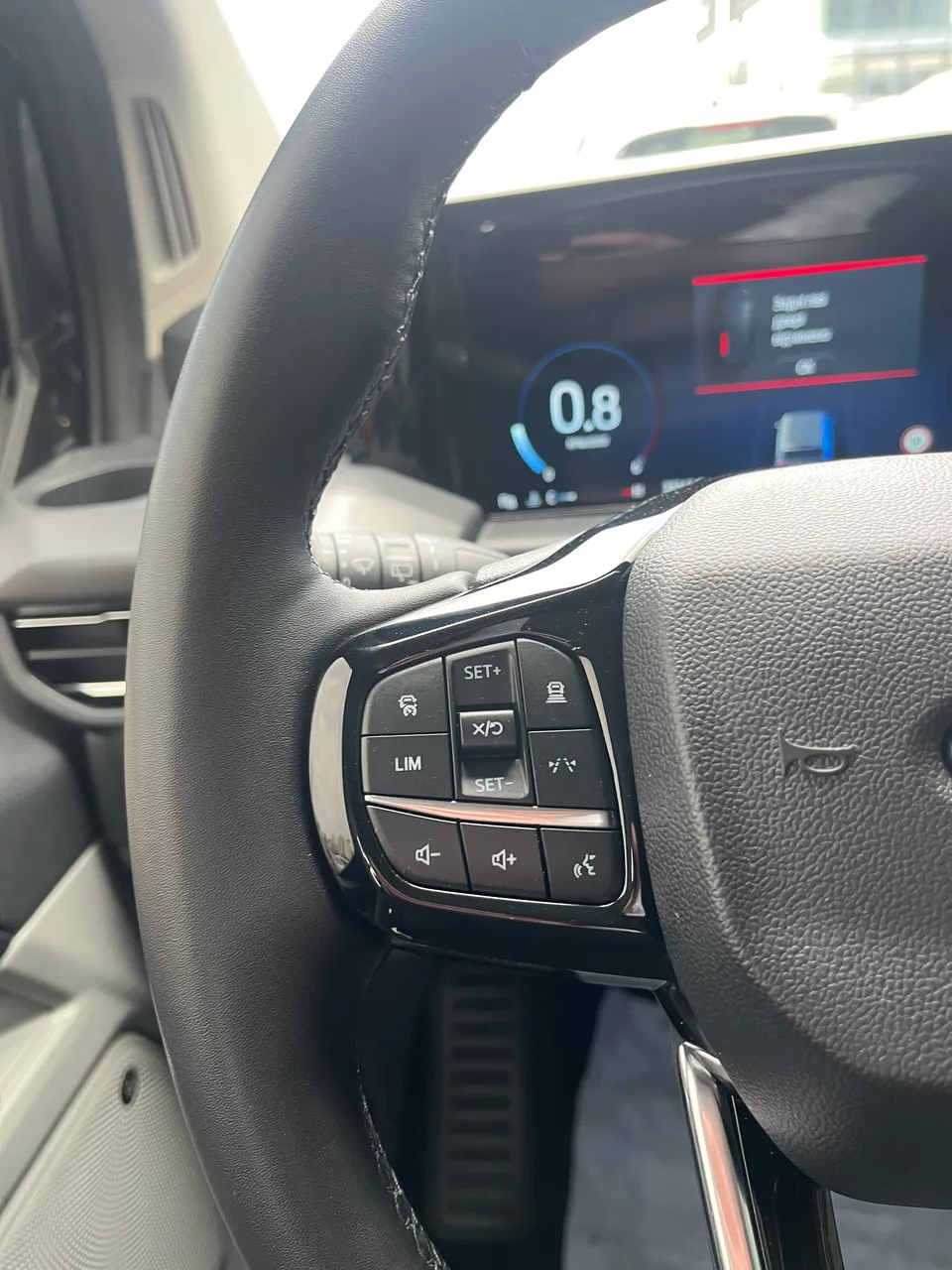 Ford Tourneo Custom - фото 32