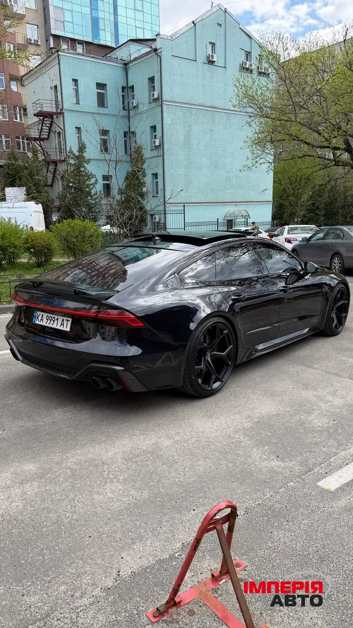 Audi RS 7 - фото 3