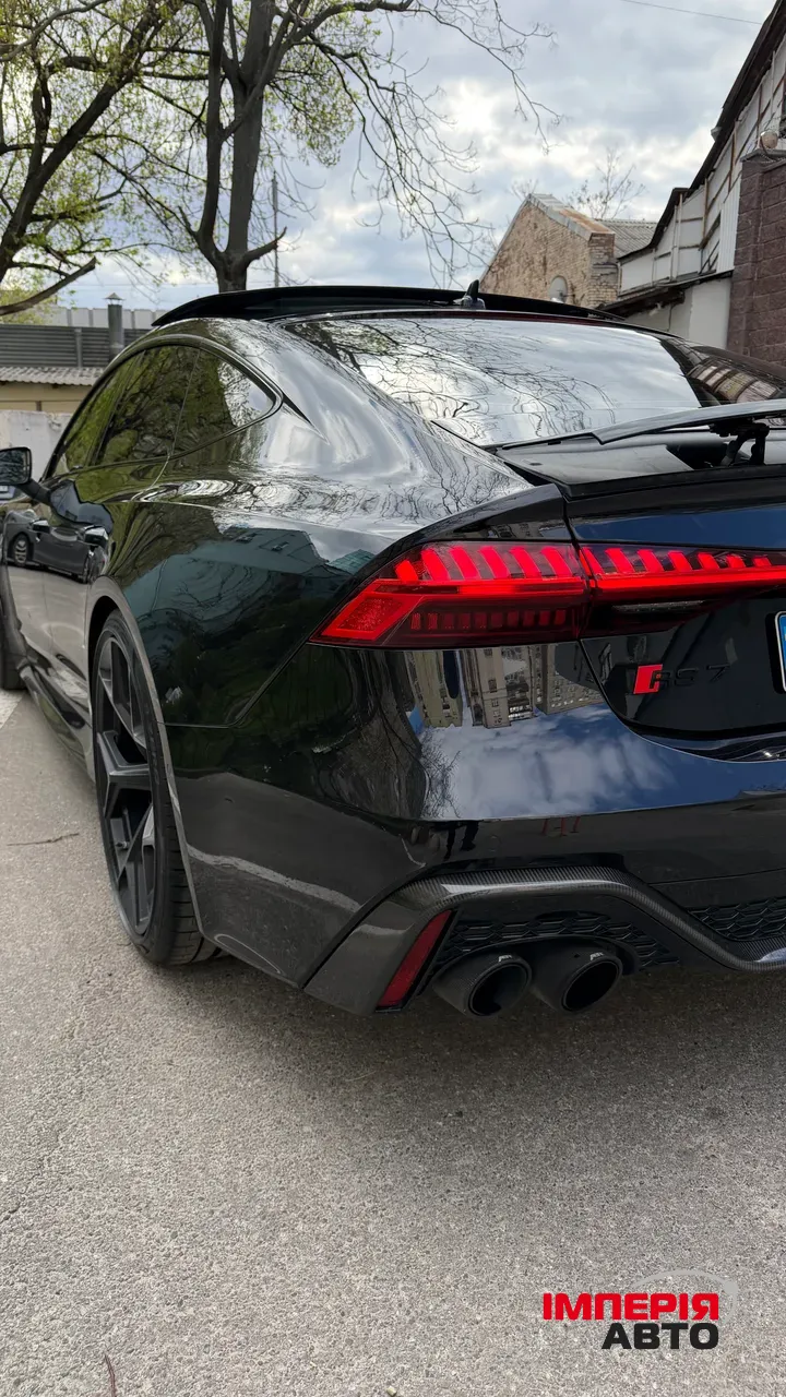 Audi RS 7 - фото 4