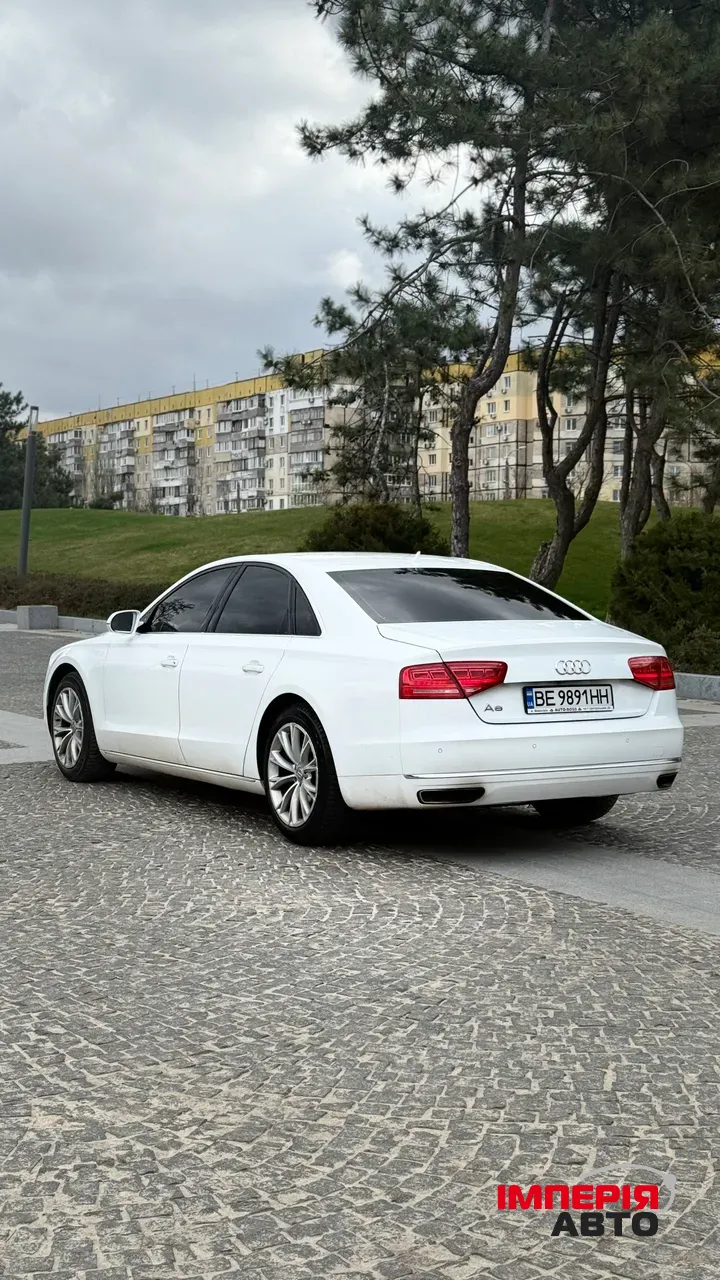 Audi A8 - фото 3