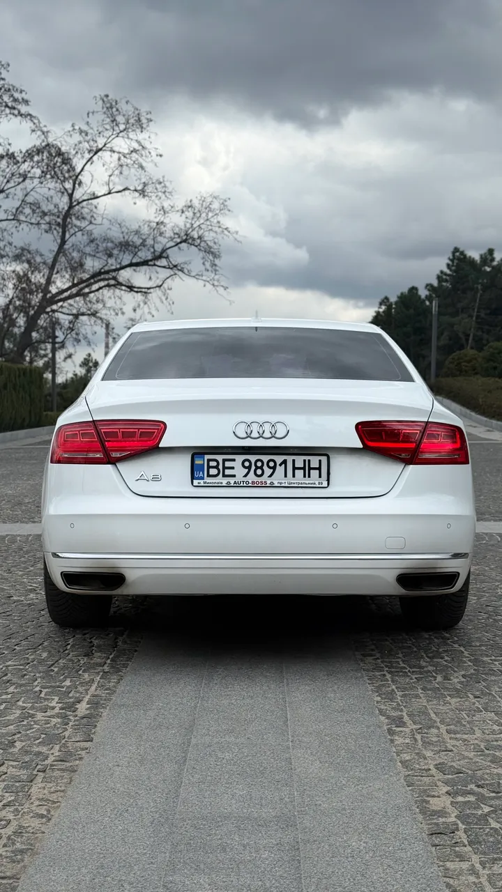 Audi A8 - фото 4