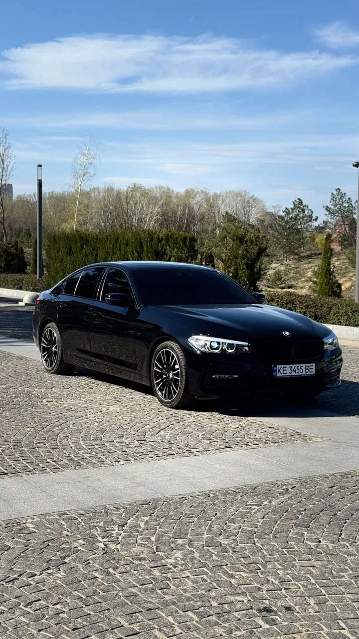 BMW 5 серії - фото 1