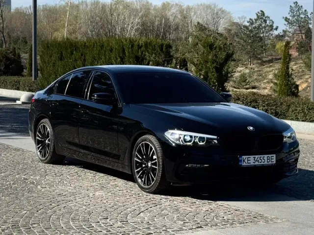 BMW 5 серії - фото 1
