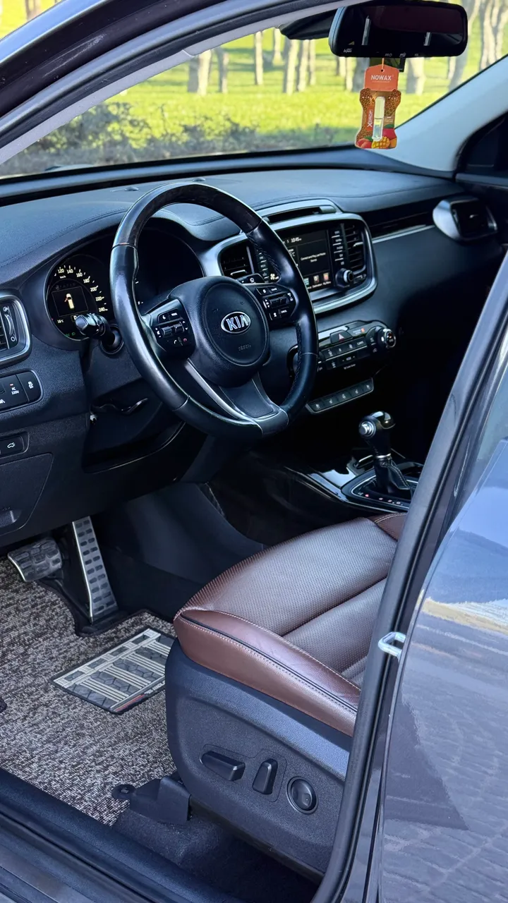 Kia Sorento - фото 9