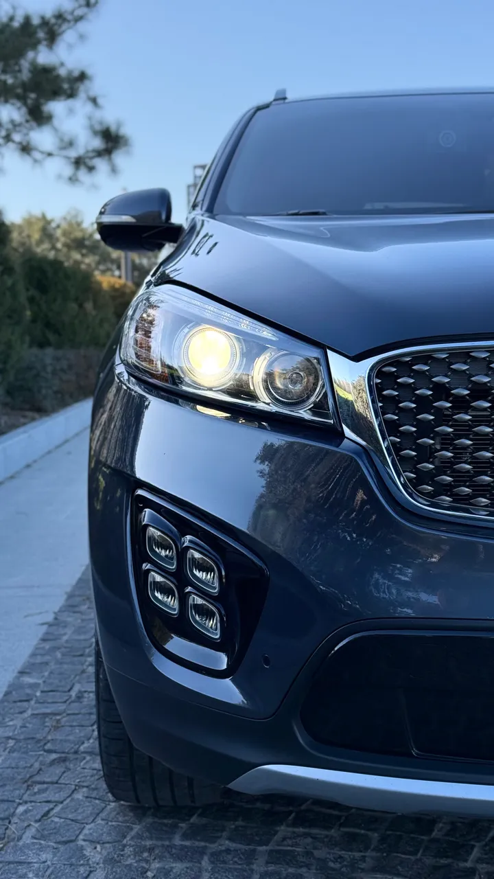Kia Sorento - фото 8