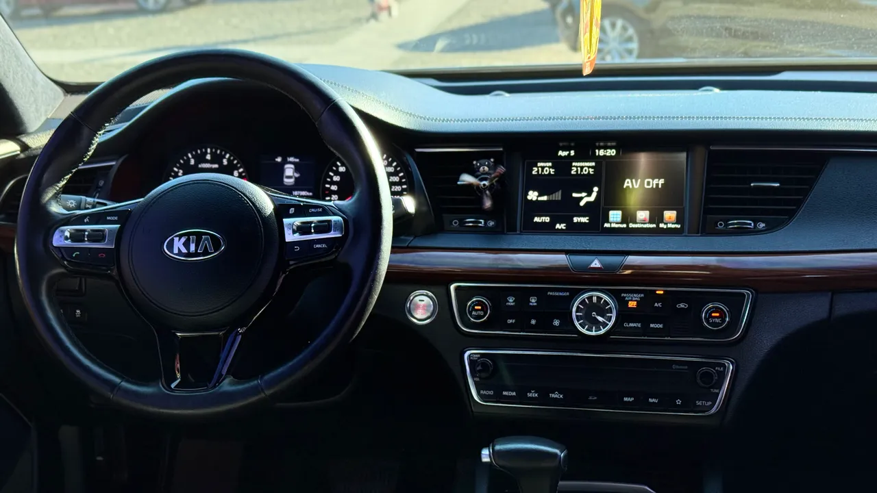 Kia K7 - фото 14
