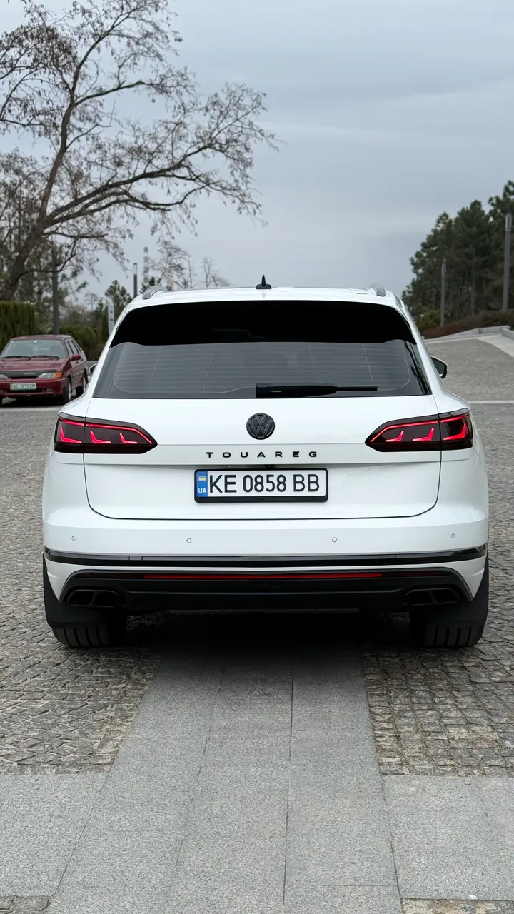 Volkswagen Touareg - фото 22