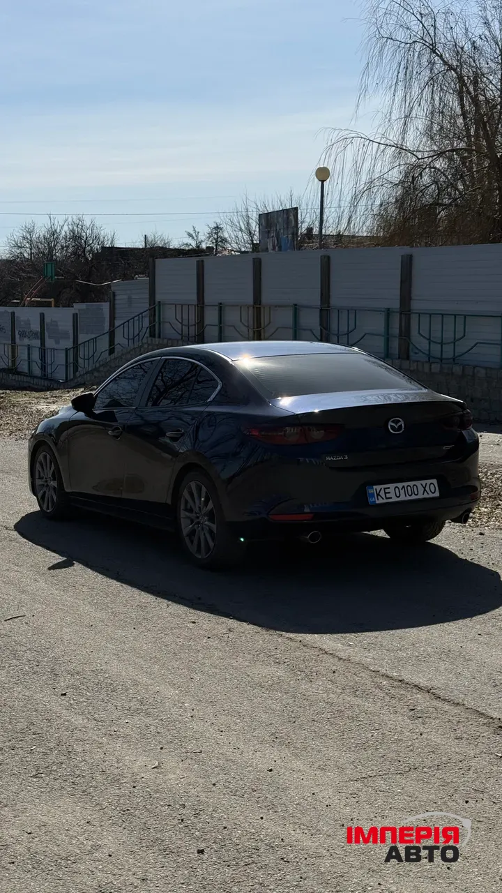 Mazda 3 - фото 4