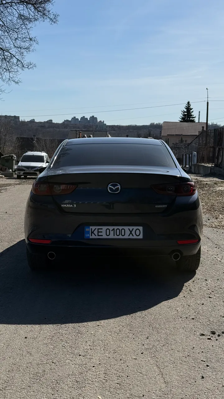 Mazda 3 - фото 5