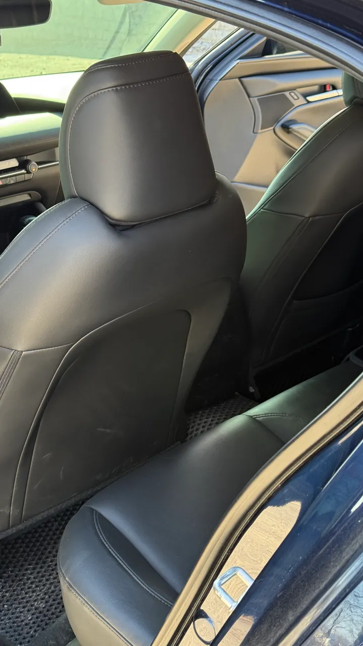 Mazda 3 - фото 16