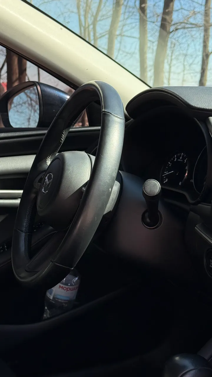 Mazda 3 - фото 18