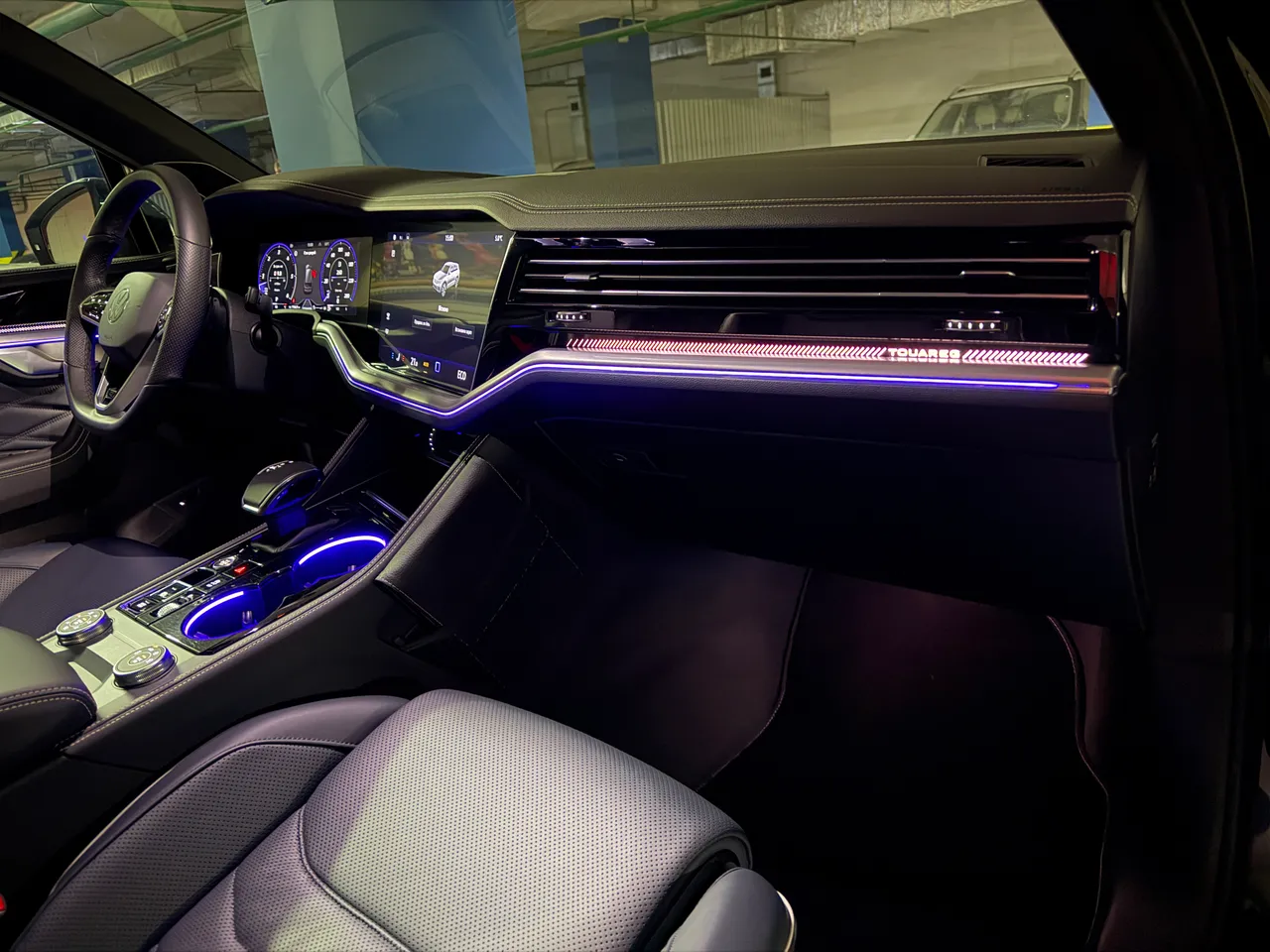 Volkswagen Touareg - фото 30