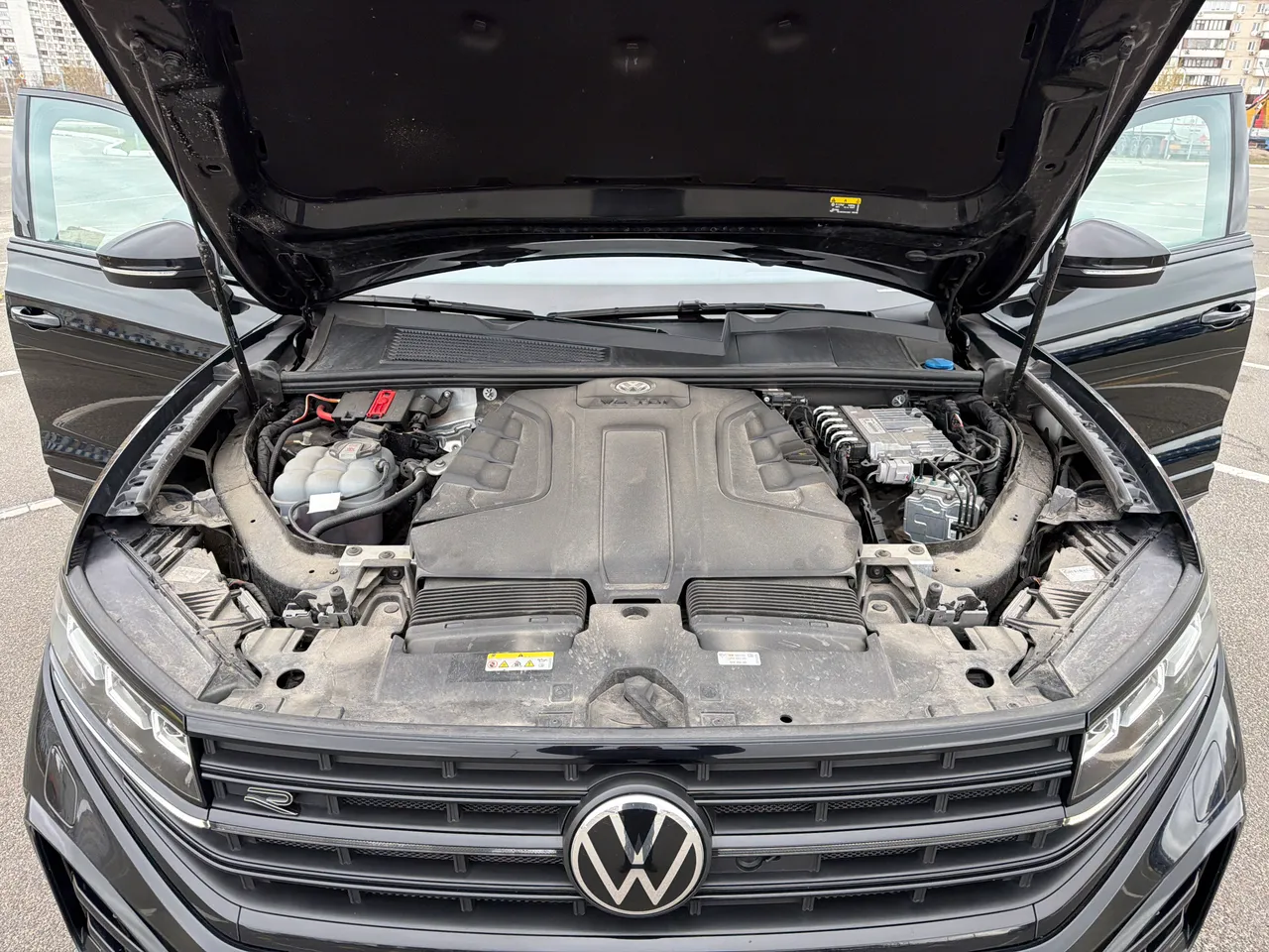 Volkswagen Touareg - фото 28