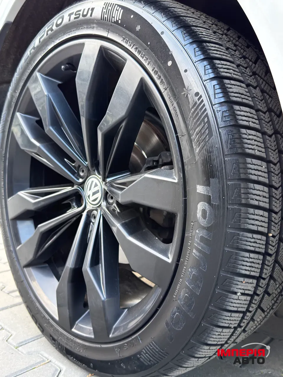 Volkswagen Touareg - фото 62