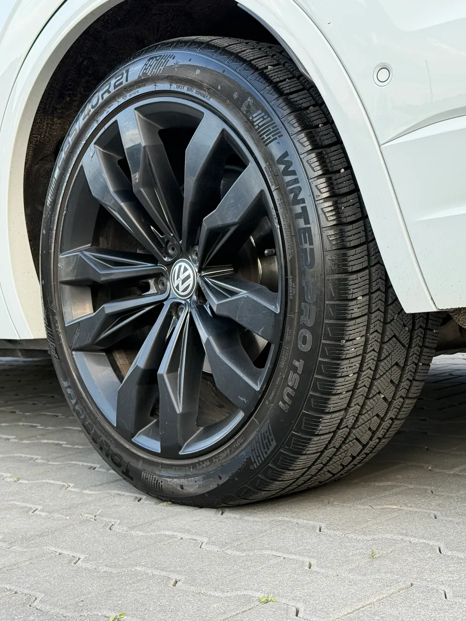 Volkswagen Touareg - фото 63