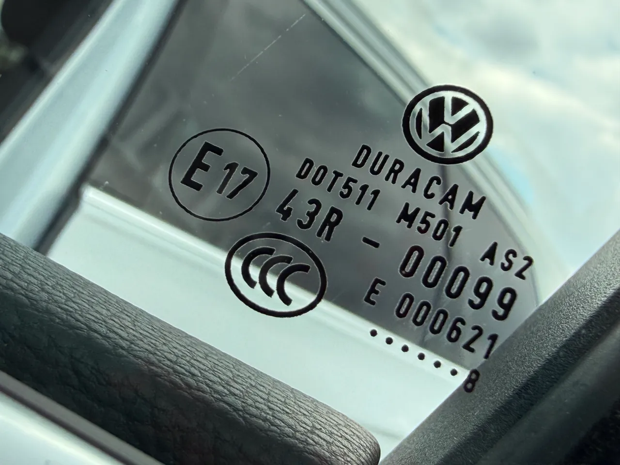 Volkswagen Touareg - фото 61
