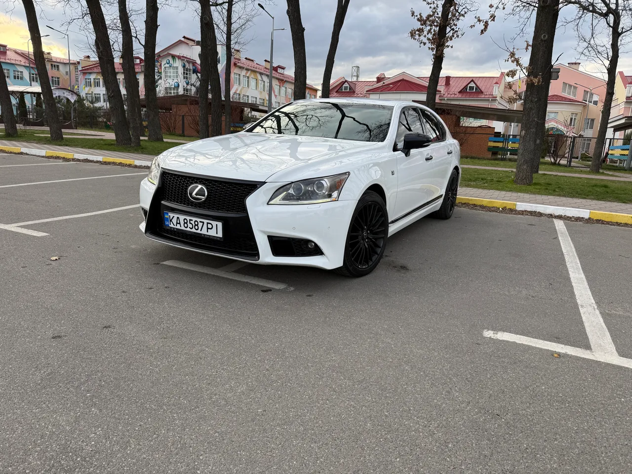 Lexus LS - фото 15