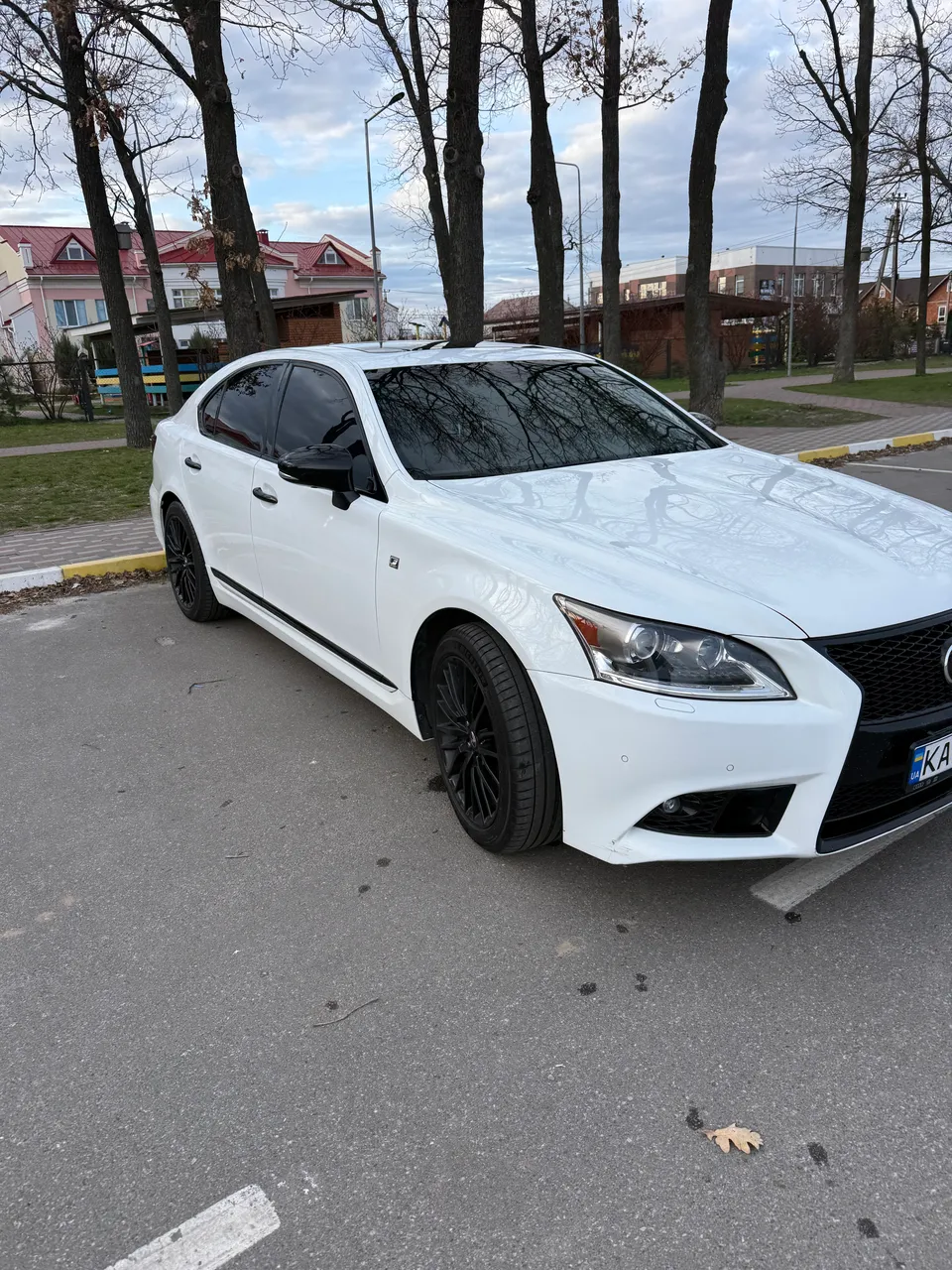 Lexus LS - фото 14
