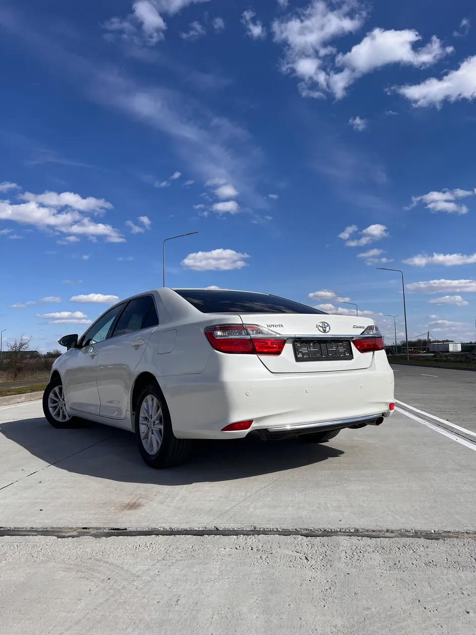 Toyota Camry - фото 4