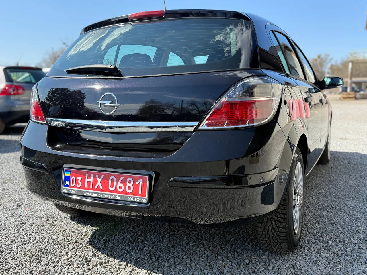 Opel Astra - фото 8