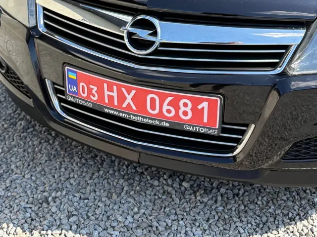 Opel Astra - фото 3