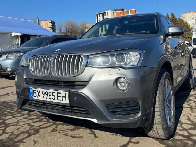 BMW X3 - фото 2