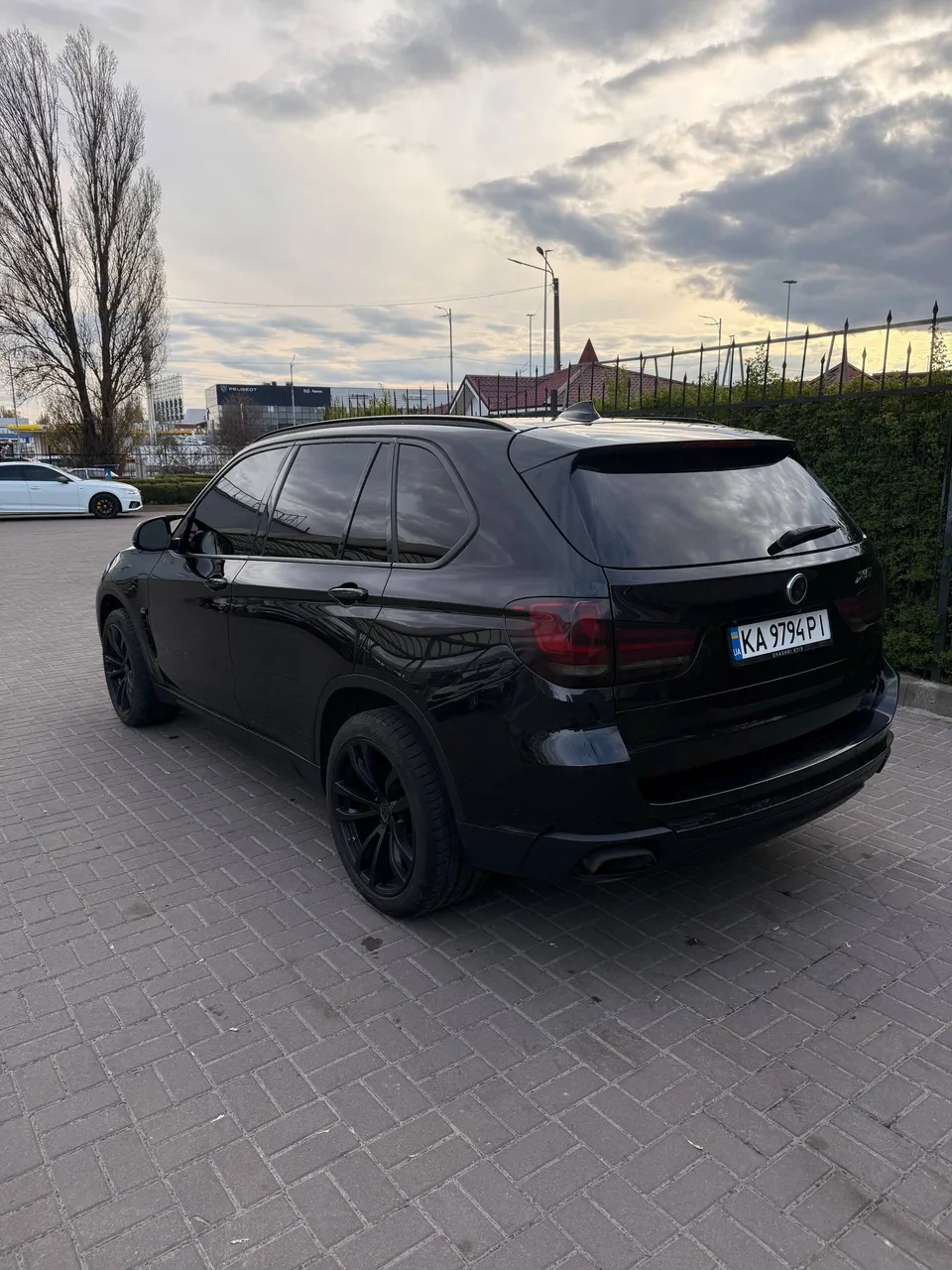 BMW X5 - фото 6