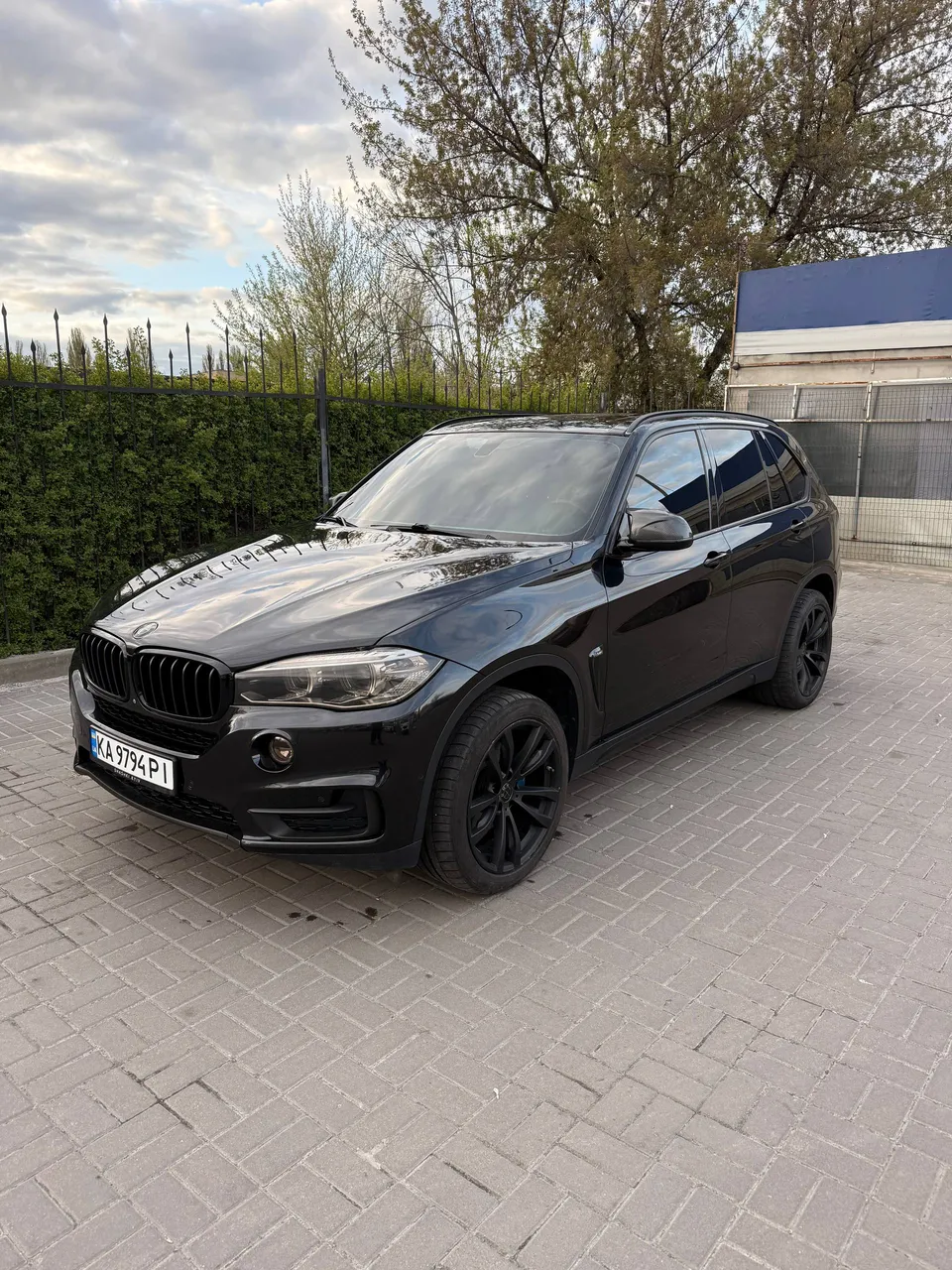 BMW X5 - фото 2