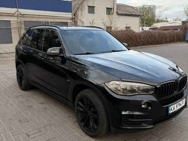 BMW X5 - фото 3