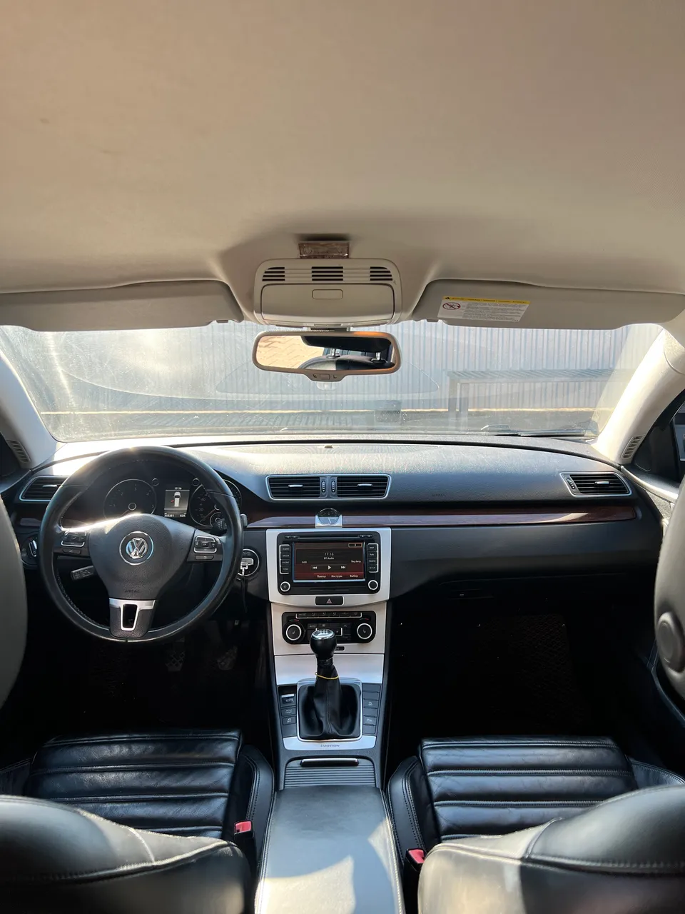 Volkswagen Passat - фото 17