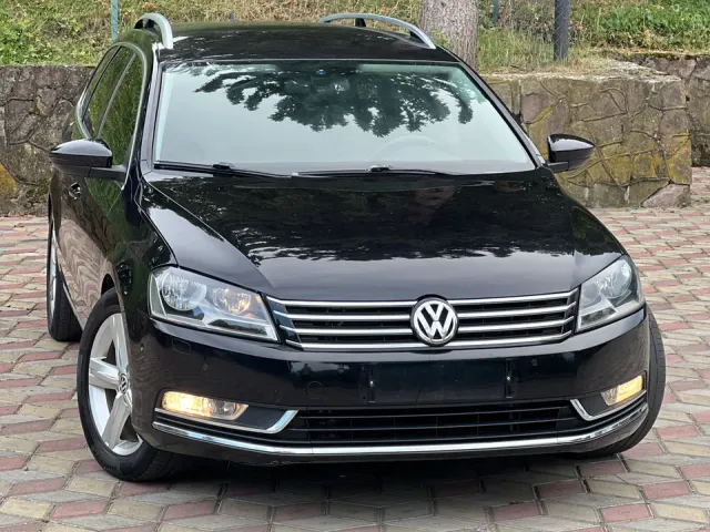 Volkswagen Passat - фото 1