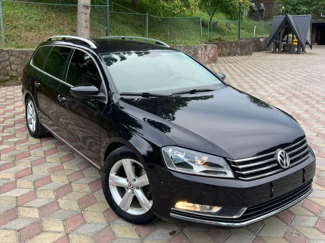 Volkswagen Passat - фото 2