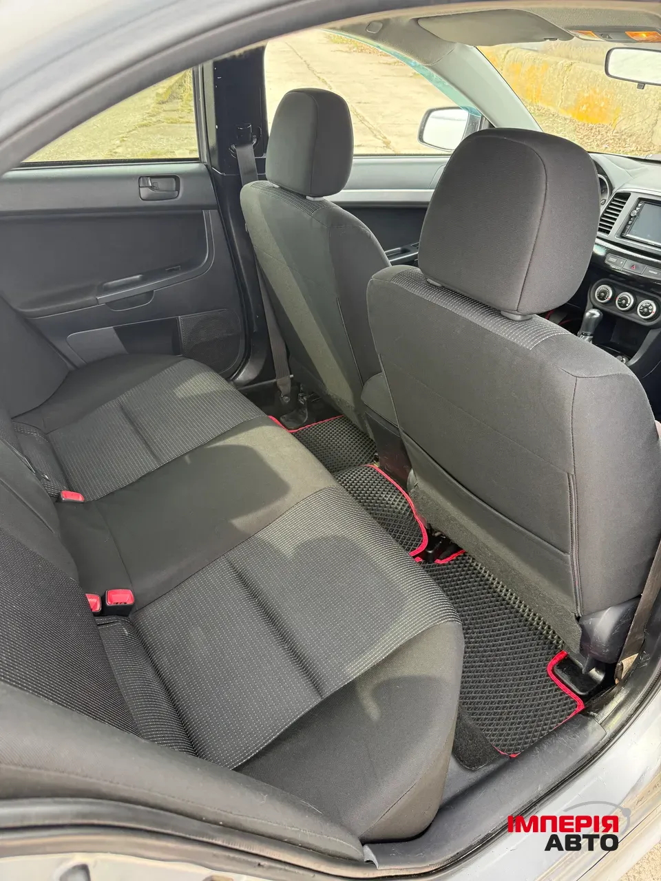 Mitsubishi Lancer - фото 17