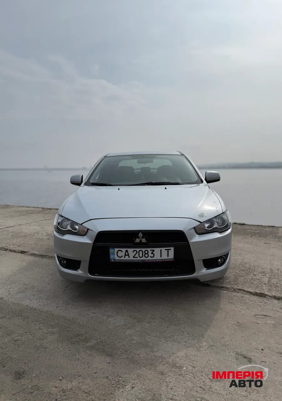 Mitsubishi Lancer - фото 2